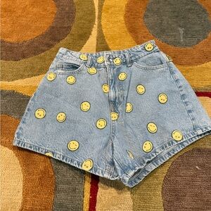 Smiley World Blue Denim Jean Shorts High Waisted Smiley Face Size 2XS / USA 0